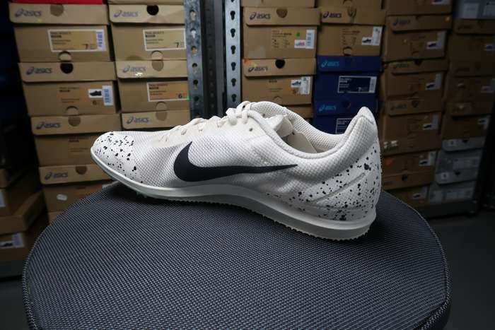 Nike Rival LD (long distance Spikes ) UK 9
