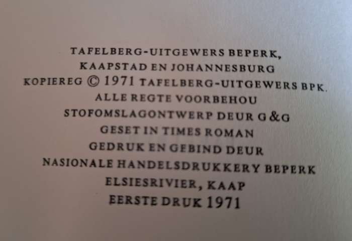 Ons Politiek van Naby -Jan J van Rooyen First edition 1971 Afrikaans text