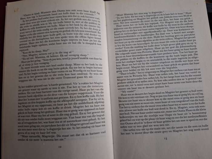 My Ouma in Kaneel - Margaret Bakkes Afrikaans text, 1st edition 1986 very rare