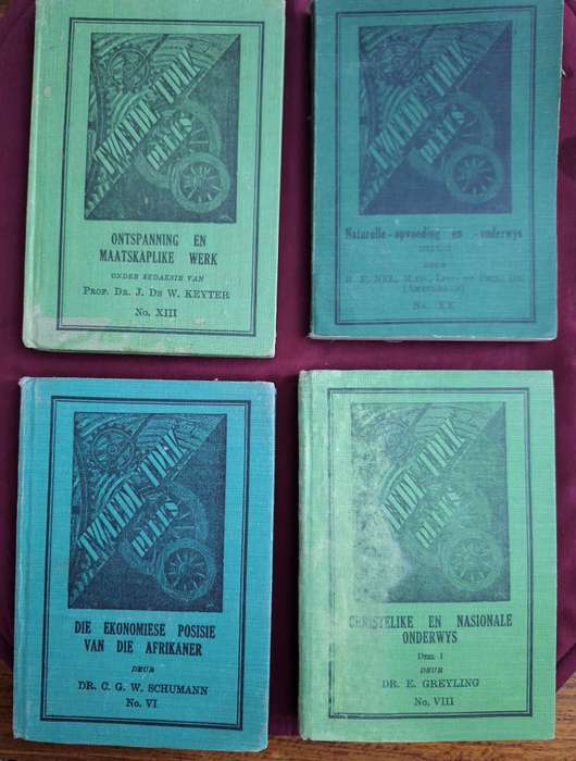 TWEEDE TREK-REEKS X 16 boeke- Verskillende akademiese. Afrikaans Teks