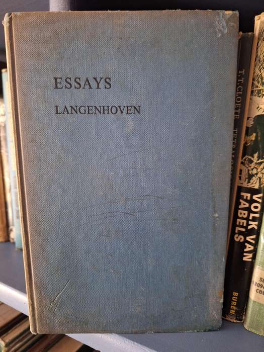 Essays uit die versamelde Werke Langenhoven - 1959 reprint. Afrikaans