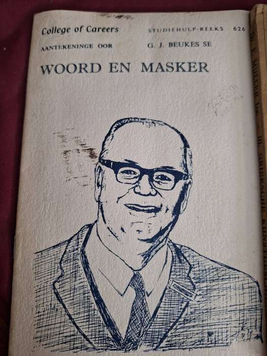 GJ Beukes se WOORD EN MASKER Studiehulp-reeks626 College of careers -Aantekeninge 1965-rare