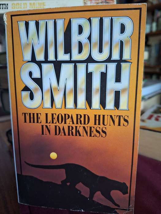 WILBUR SMITH - Ensemble of 6 paperbacks.