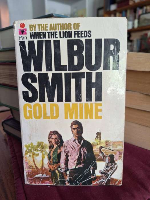 WILBUR SMITH - Ensemble of 6 paperbacks.