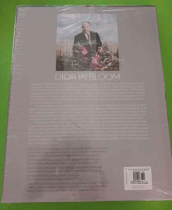 DIOR IN BLOOM (Hard cover edition)