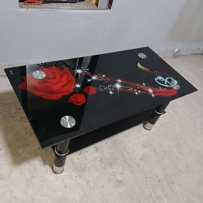 Coffee Table (tempered glass)