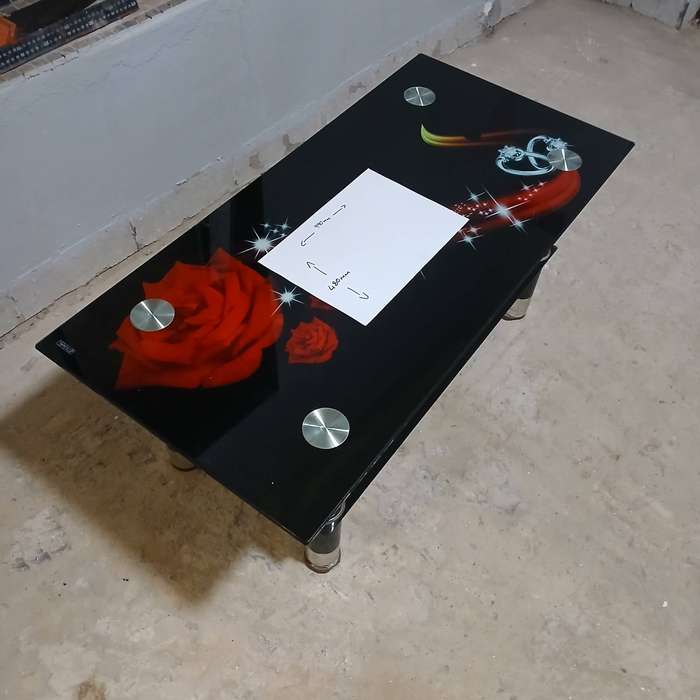 Coffee Table (tempered glass)