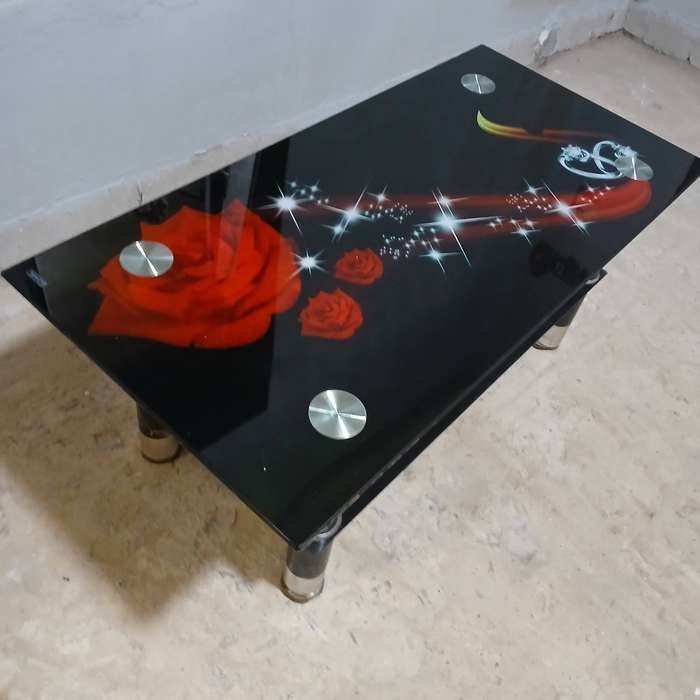 Coffee Table (tempered glass)