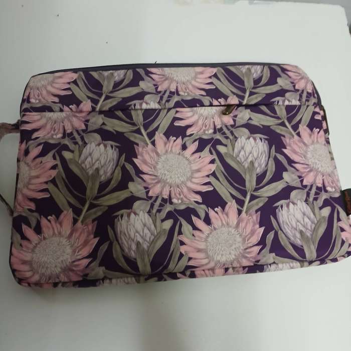 Cotton Road 15.6 Laptop Bag & Laptop Sleeve Bag 2bPiece Set