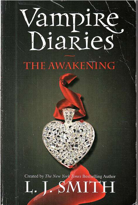 Vampire Diaries: The Awakening Collection - LJ Smith [4 books in cardboard slipcase]