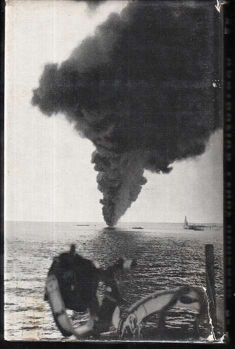 Australia's Pearl Harbour: Darwin 1942 - Douglas Lockwood [INSCRIBED BY AUTHOR]