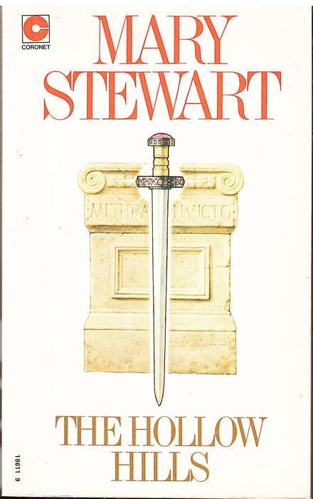 Arthurian Saga 02: The Hollow Hills - Mary Stewart