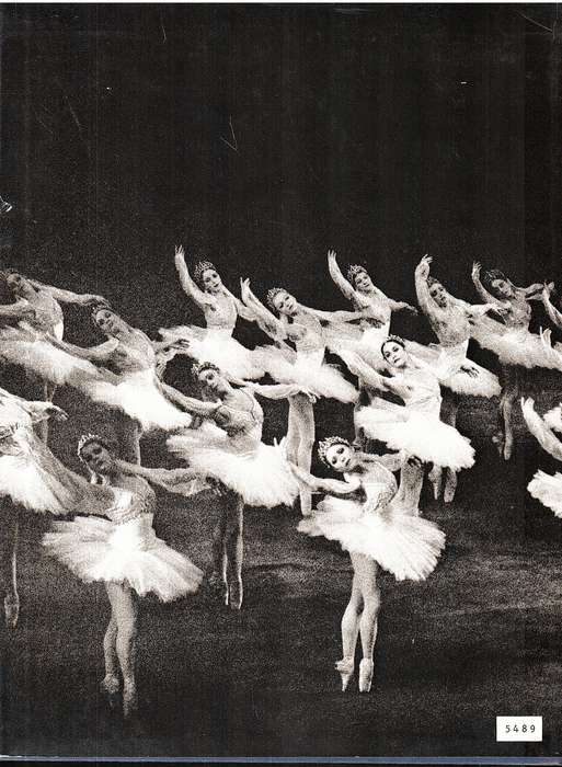 The Royal Ballet: The First Fifty Years - Alexander Bland