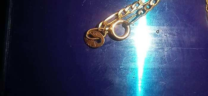 9ct gold womans bracelet