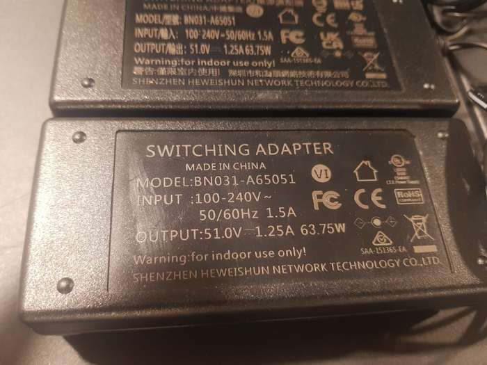 Switching Adapter Output 51.0V 1.25A 63.75w