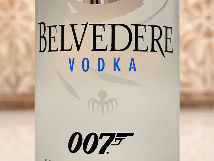 Collectors Limited Edition 007 James Bond Belvedere