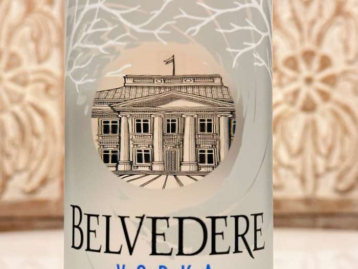 Collectors Limited Edition 007 James Bond Belvedere