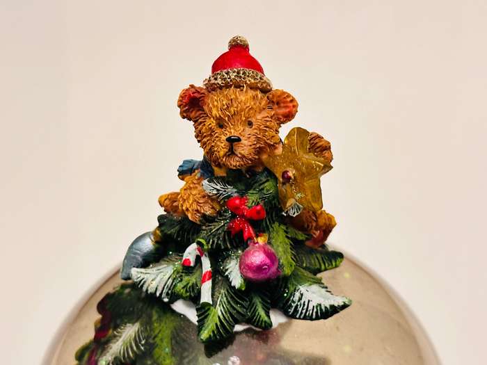 Vintage Beymen Hediye Signature Large Musical Snow Globe