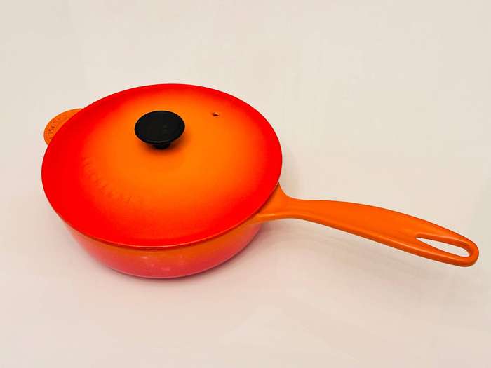 Le Creuset Signature Cast Iron Pot with Handle