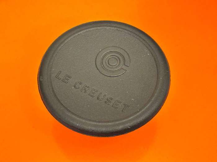 Le Creuset Signature Cast Iron Pot with Handle