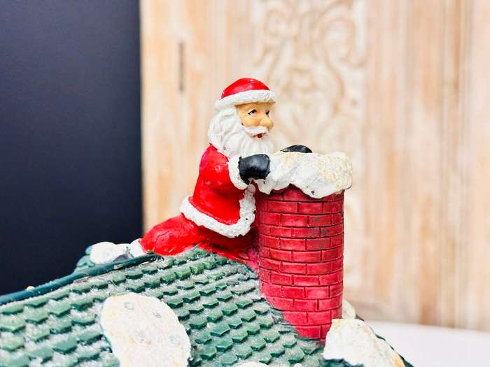Vintage Puleo Signature Collection Fiber Optic Large Santas Village House