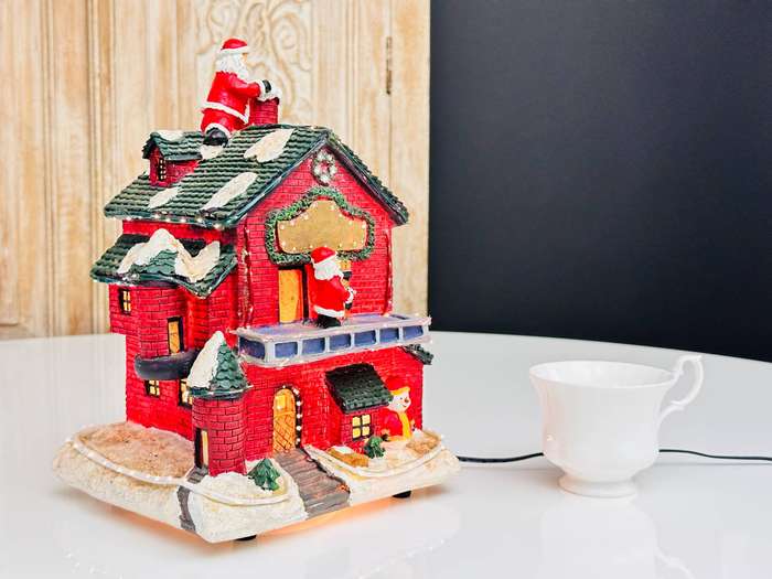Vintage Puleo Signature Collection Fiber Optic Large Santas Village House