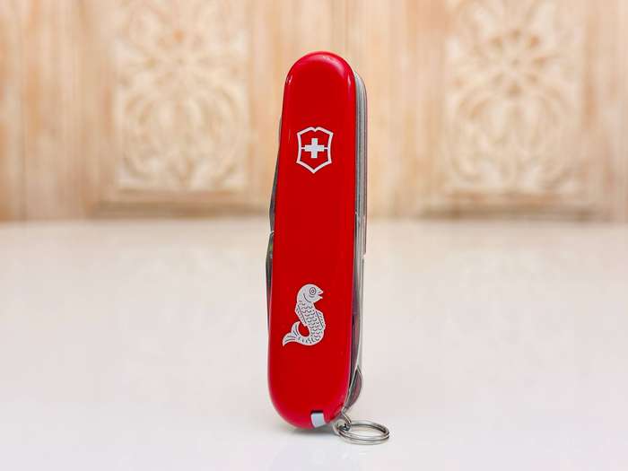 Victorinox 91mm Swiss Army Knife with 18 Functions