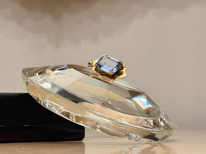 Vintage 9ct Gold Blue Spinel Statement Pendant