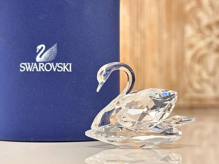 SWAROVSKI Exquisite Large Iconic Collectable in Original box