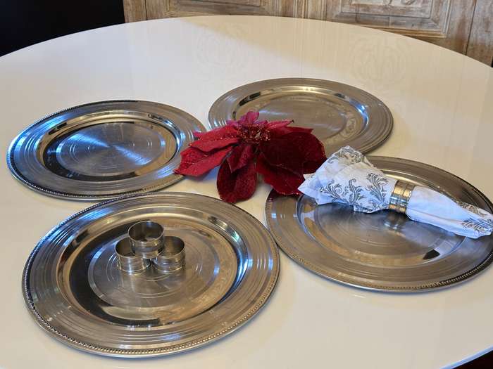 Designer Underplates & Napkin Rings - Set of 4