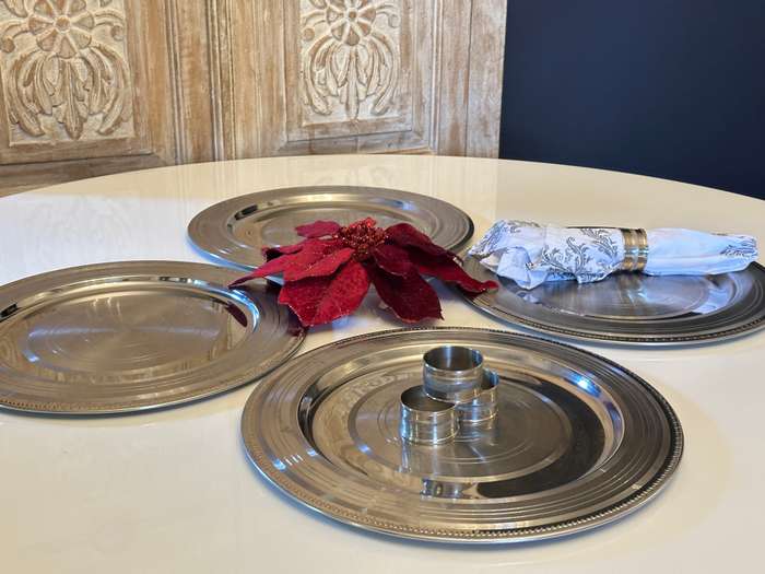 Designer Underplates & Napkin Rings - Set of 4