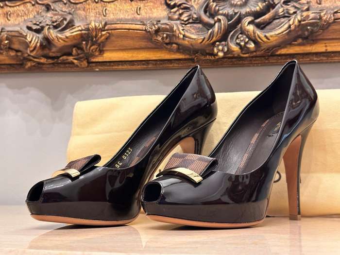 Louis Vuitton Damier Collection High Heel Shoes with Original Bag