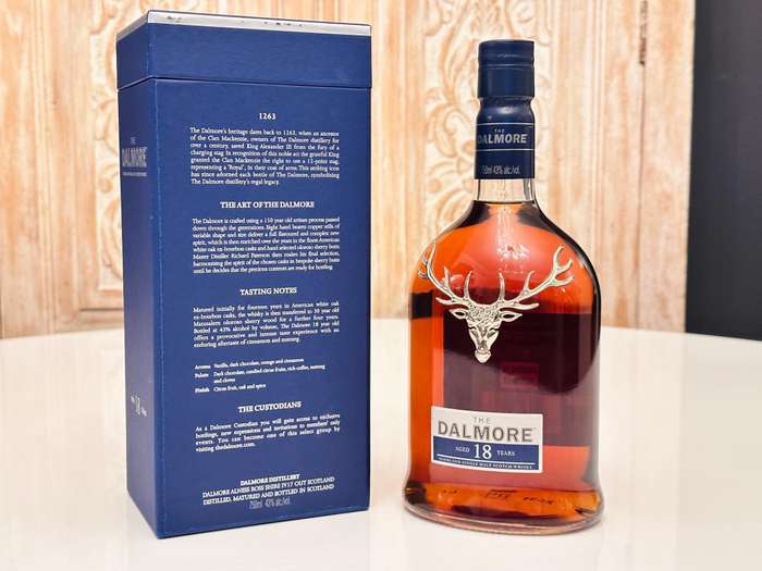 Dalmore 18 Year Old Signature Single Malt Scotch Whisky in Original Box