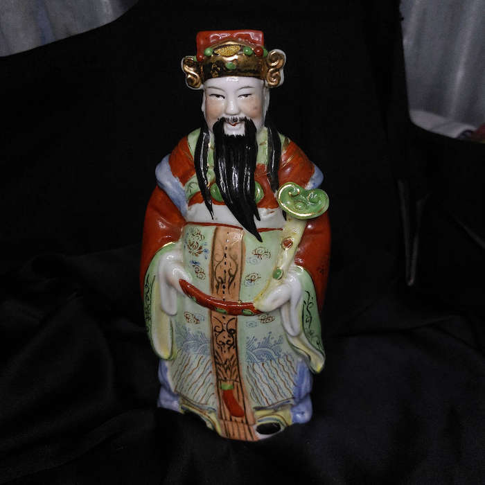 Vintage Chinese hand-painted figures