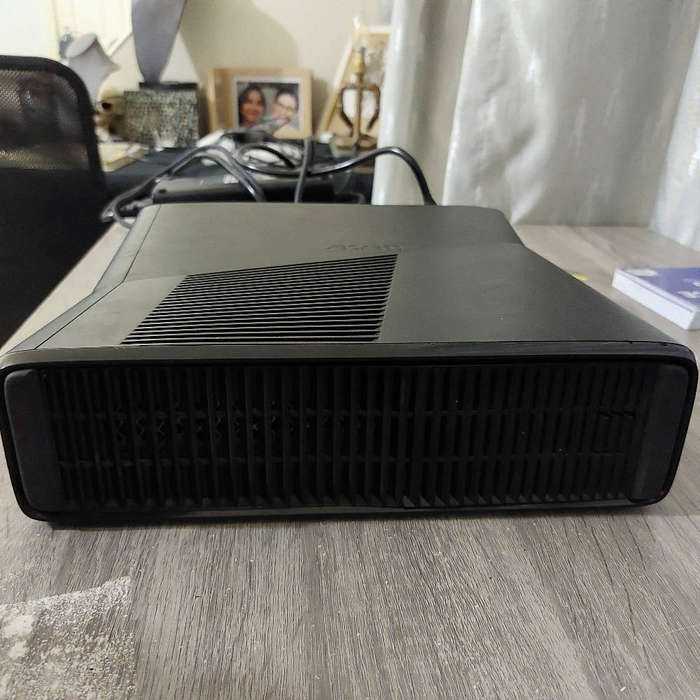 Xbox 360 S