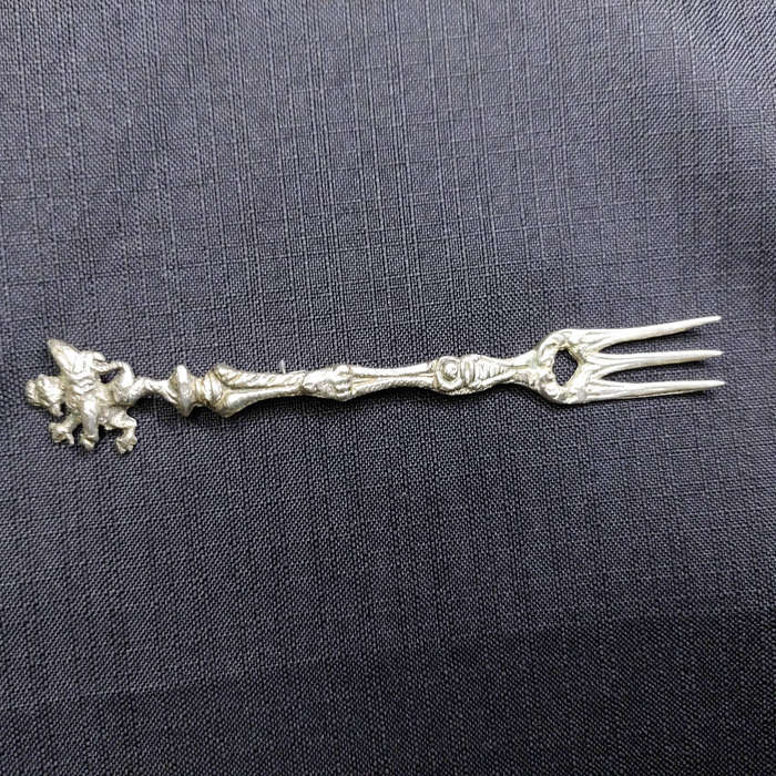 Vintage Italian Appetizer/Pastry Fork Set with matching knife.