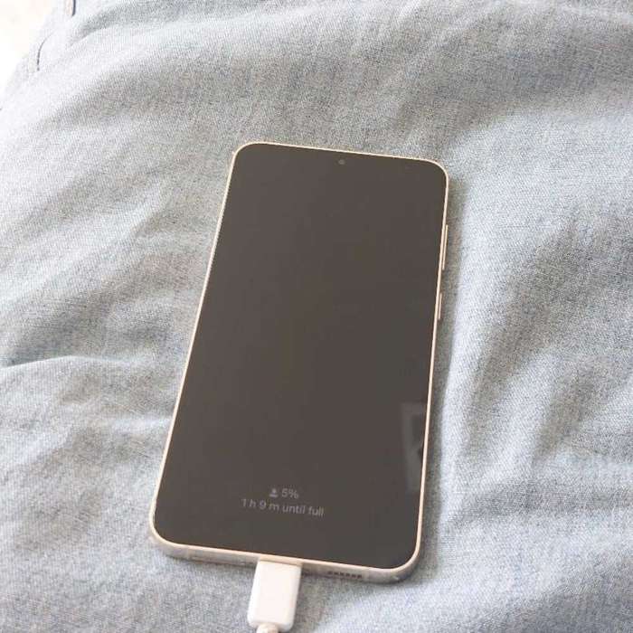 Samsung Galaxy S23+ Live demo unit