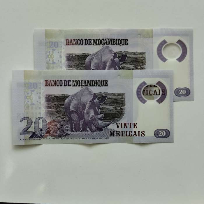 2x 2011 20 Meticais Mozambique in Sequence  #N0044