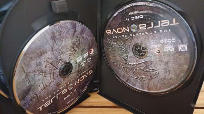 Terra Nova - The Complete Series