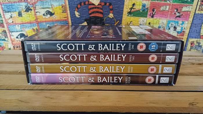 Scott & Bailey - The Complete Series 1 - 4