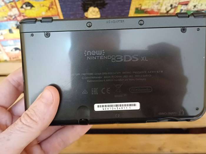"New" Nintendo 3DS XL Console + Games