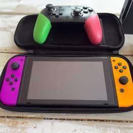 Nintendo Switch Launch Model Bundle + Extras