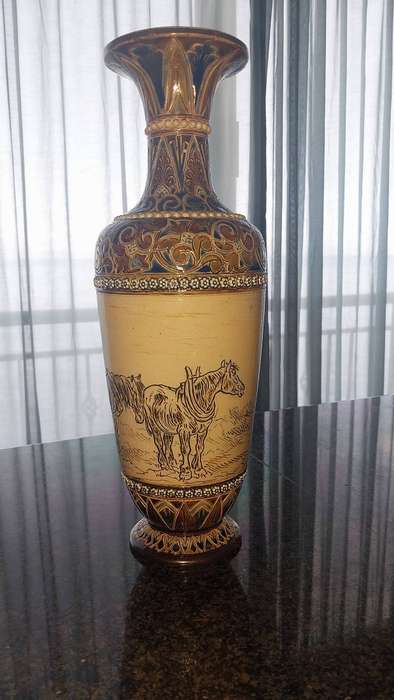 Hannah Barlow vase