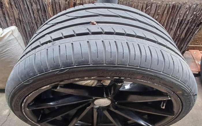 Vossen 19" Gloss Black Rims with Tires 265/30/R19 & 235/30/R19