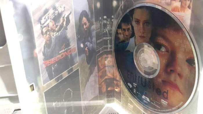 Entrusted - Thomas Sangster (DVD)