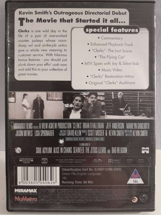 Clerks. - Directed by Kevin Smith (DVD)