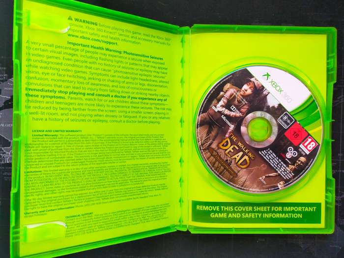 The Walking Dead Game of the Year Edition and Season 2 - Xbox 360