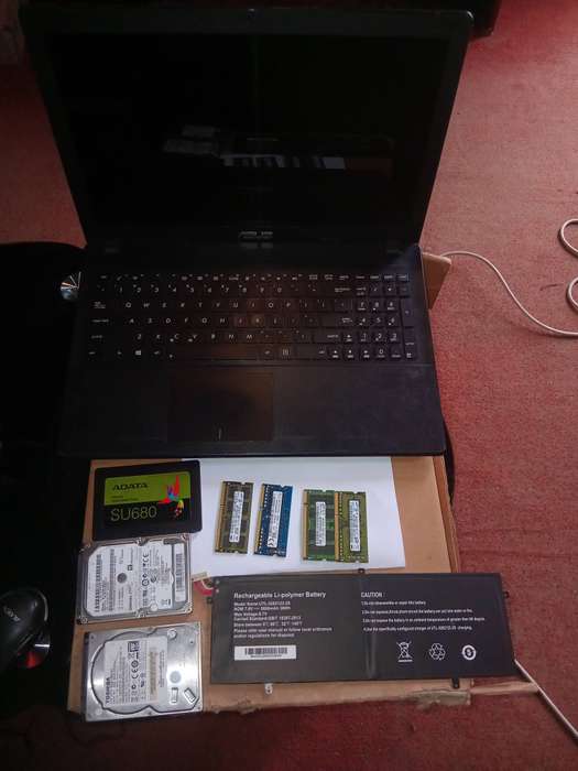 LAPTOP & Bulk lot of LAPTOP Parts