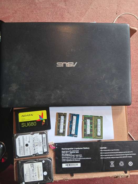 LAPTOP & Bulk lot of LAPTOP Parts