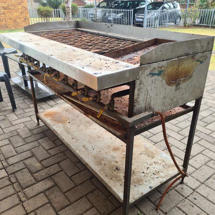 12 Burner Commercial Freestanding Stainless Gas Braai Flame Grill
